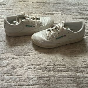 Reebok women’s sneakers. Size 7.5.